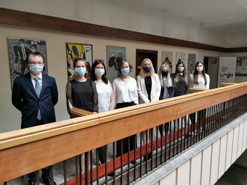 Obrona w pandemii (2020)